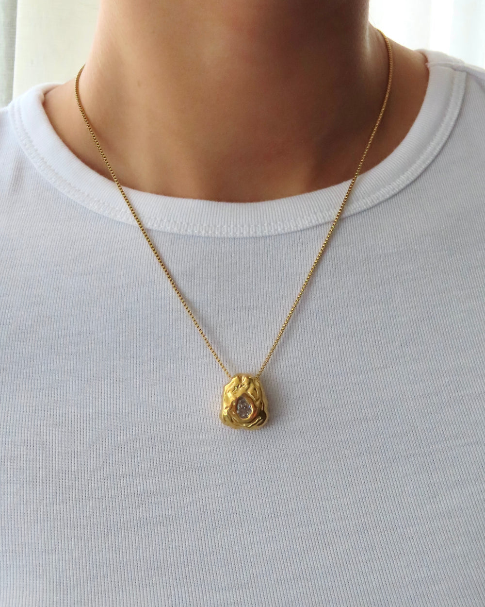 Special Gold Shaped Small Zircon Necklace