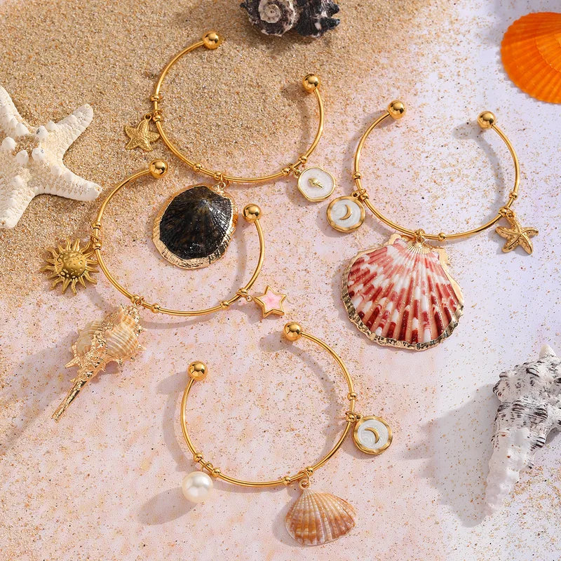 Natural SeaShell Bangle