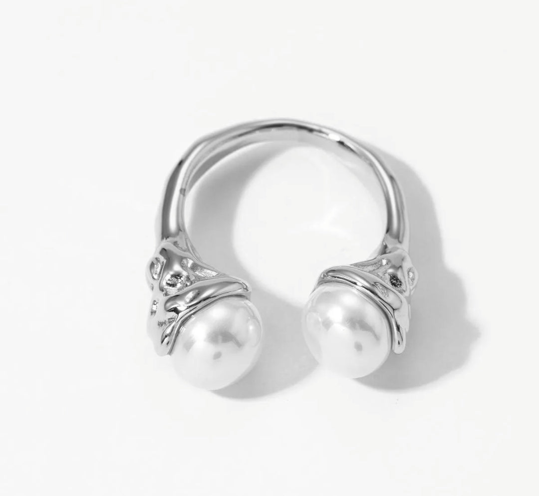 Gold and Silver Adjustable Pearly Ring