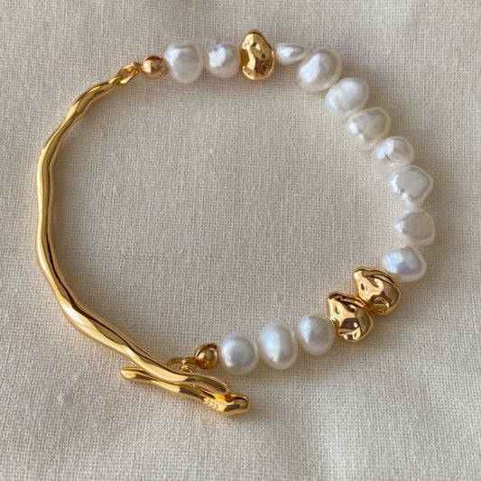Gold Pearl Bracelet
