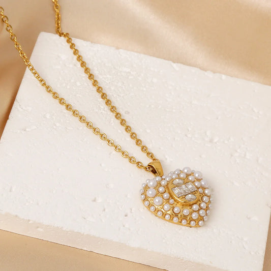 Elegant Heart Shape Gold Plated Necklace