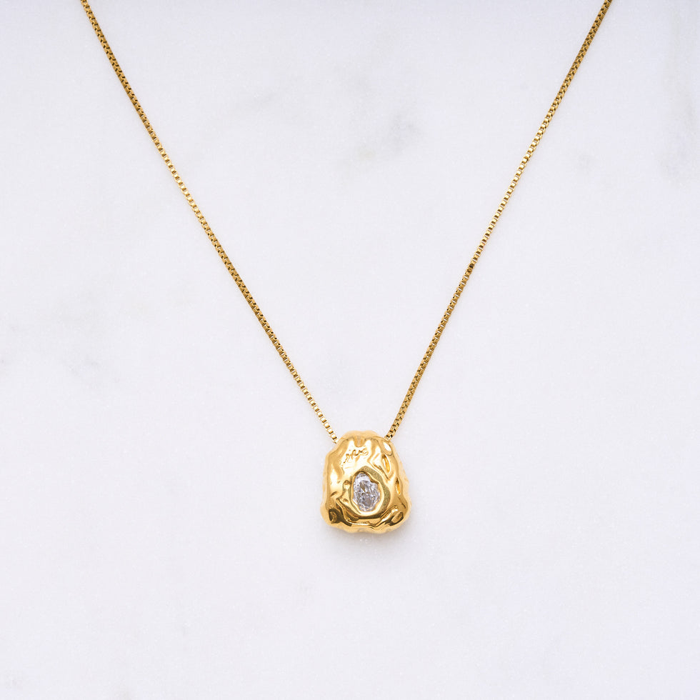 Special Gold Shaped Small Zircon Necklace