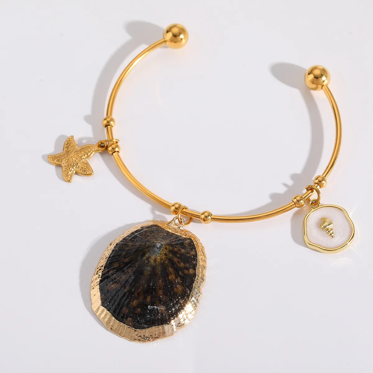 Natural Seashell Bangle