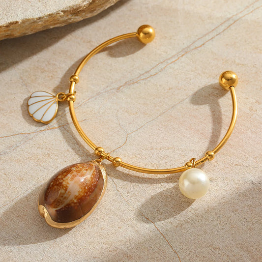 Natural SeaShell Bangle