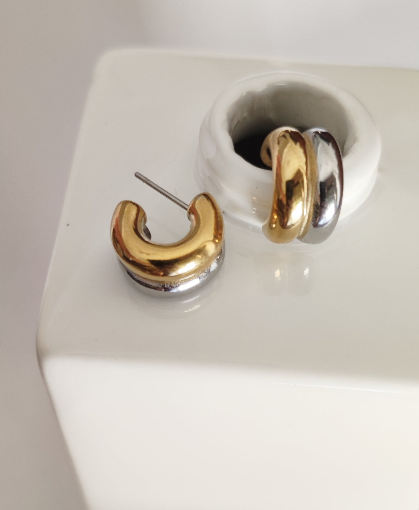 Two-Tone Simple Style Ear Studs