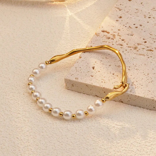 Golden-Yellow Pearly Bracelet