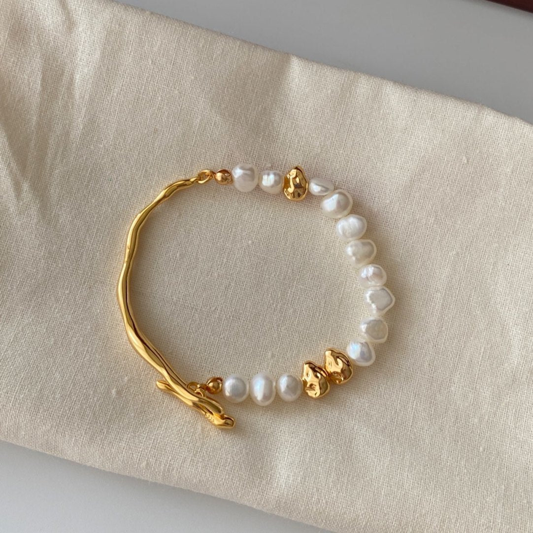 Gold Pearl Bracelet