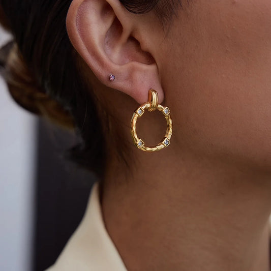 Geometric White Detailed Ear Studs