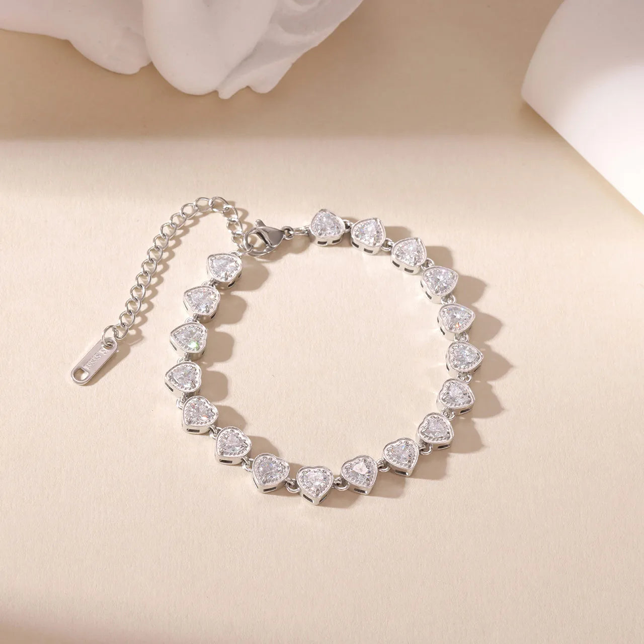 Heart Shaped Bracelet With Zircon